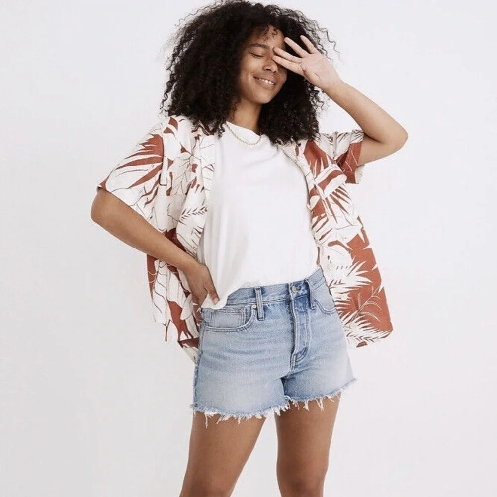 Madwell Relaxed Denim Shorts in Rosemount Wash: Destroyed Hem Edition SZ 27